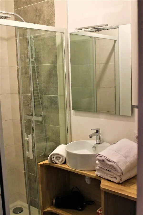 Pontivy Centre, Studio Confort Apartment